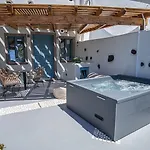 Arck Hotell Foinikiá