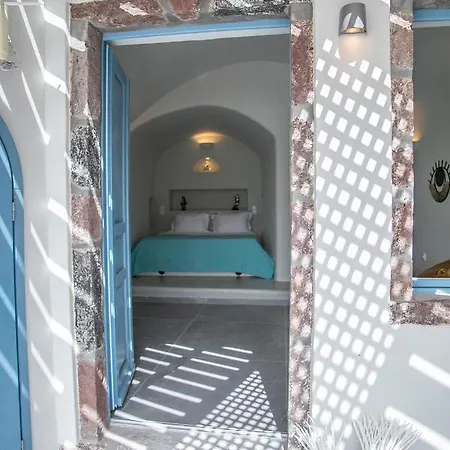 Hotel Arck Foinikia (Santorini)