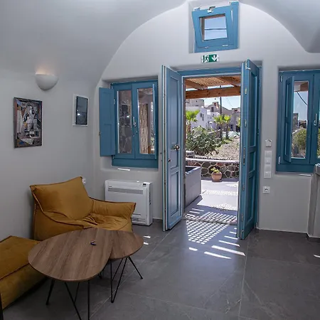 Hotel Arck Foinikia (Santorini)