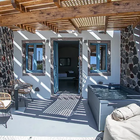 Arck Hotel Foinikia (Santorini)