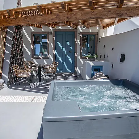 Hotel Arck Foinikia (Santorini)